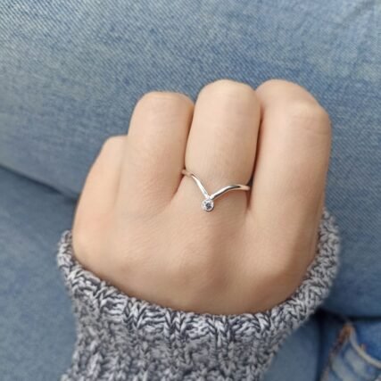 Anillo V Circón
